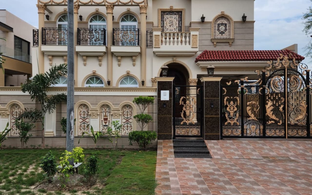 WhatsApp Image 2025-12-02 at 3.48.03 AM