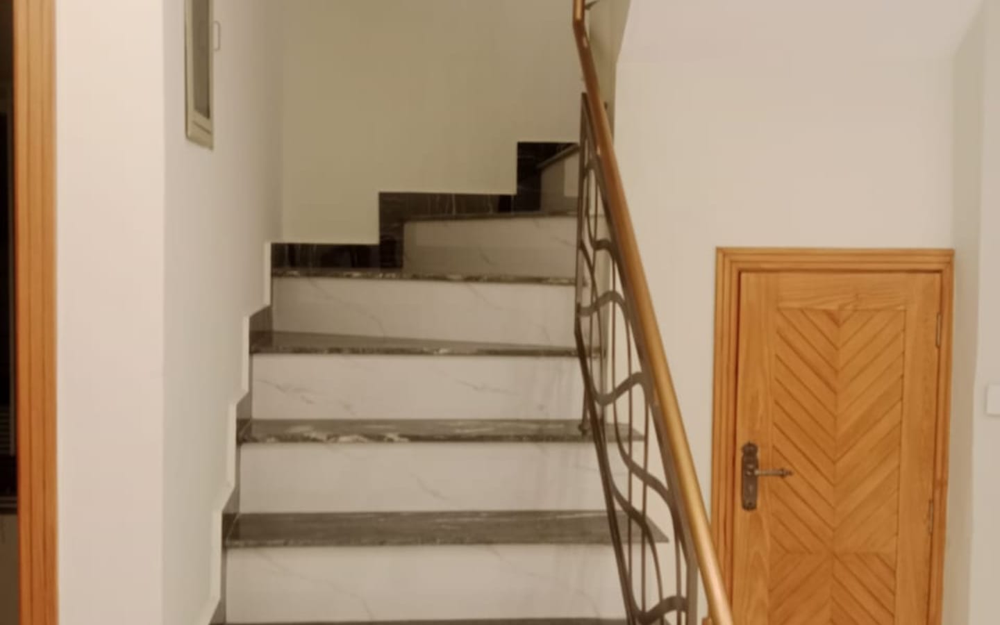 WhatsApp Image 2025-12-02 at 5.07.15 AM (2)