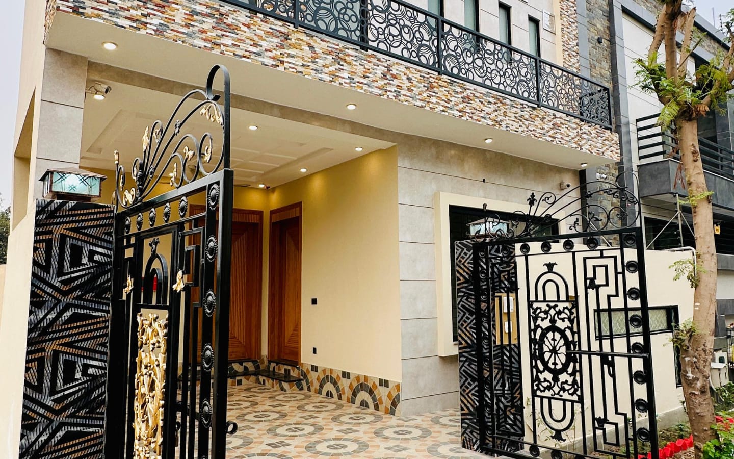 WhatsApp Image 2025-12-02 at 5.07.17 AM