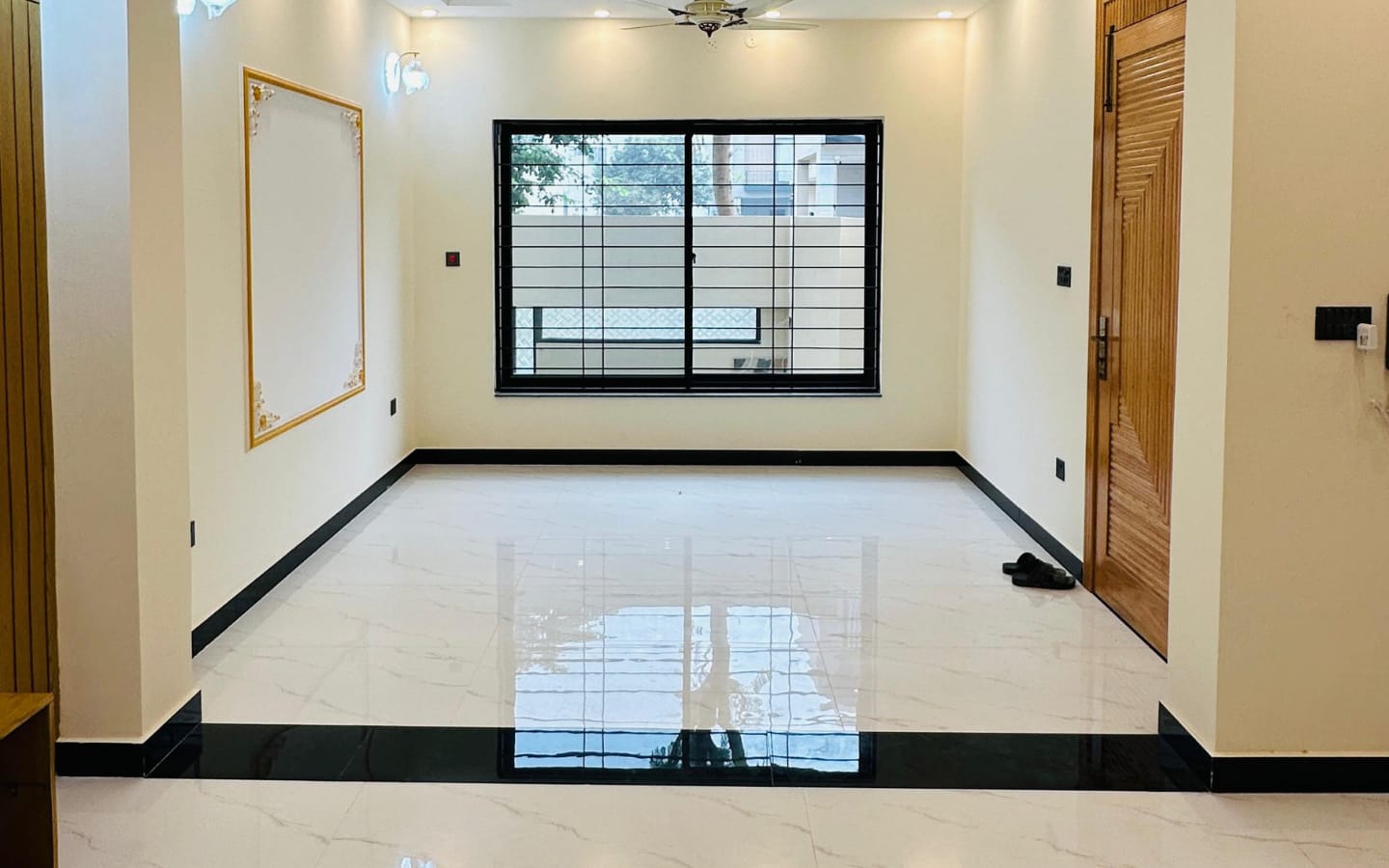 WhatsApp Image 2025-12-02 at 5.07.18 AM (2)